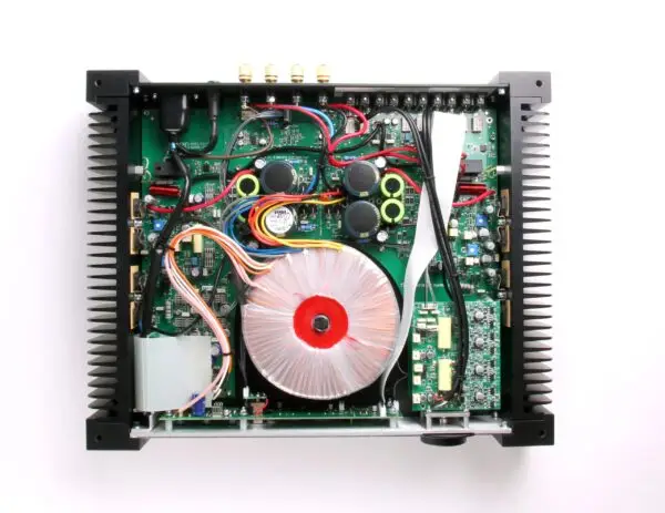 Rega - Aethos pojačalo