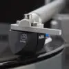 Krane-Tonearm_Stylus-Closeup_High-Res-scaled-2.jpg Linn - Majik LP12 gramofon