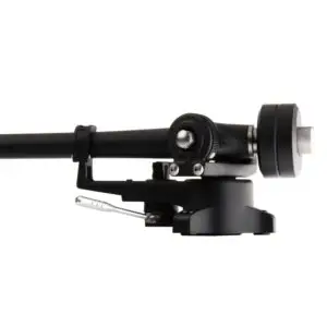 Rega RB330