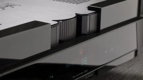 Zena_detail_F_43168-1-1.jpg The Gryphon - Zena