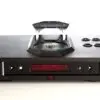 img-gallery-isis-valve-open-1.jpg Rega - Valve Isis CD-player