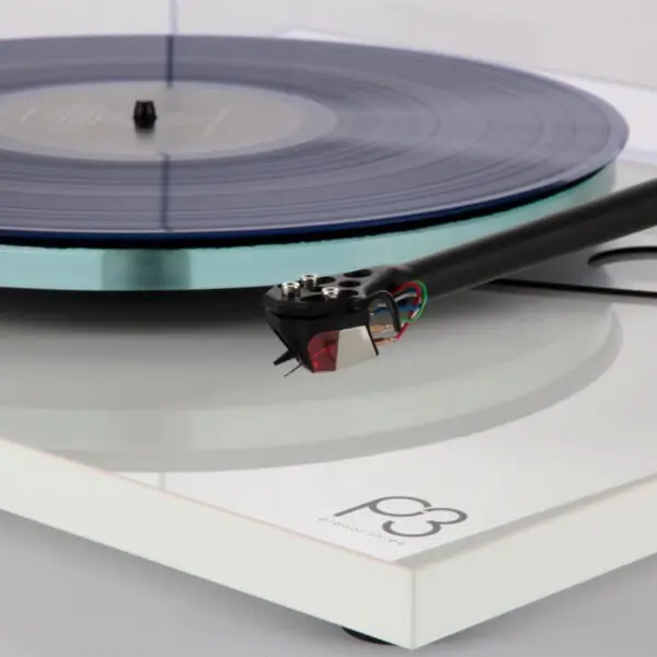 Rega Planar 3 White ND3MM Rega Planar 3 White ND3MM