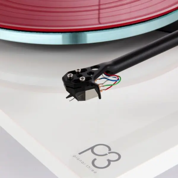 Rega Planar 3 White ND5MM Rega Planar 3 White ND5MM