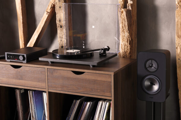 Rega - System One Hi-Fi sustav sl4 Rega - System One Hi-Fi sustav sl4