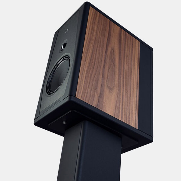 Rosso Fiorentino - Arno 20 zvučnici Walnut Natural Satin close