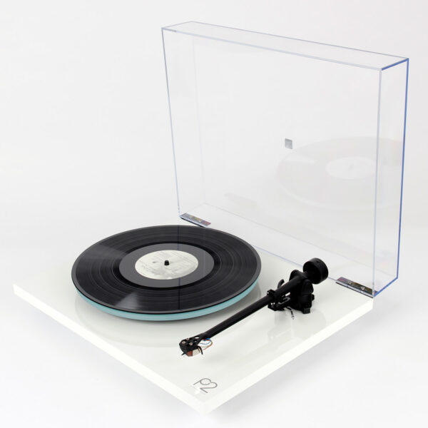 Rega Planar 2 bijeli gramofon za ploče s otvorenim poklopcem - Audio Dream